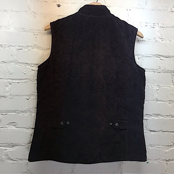 Zip-Up Insulated Corduroy Vest - Picture 5 of 9